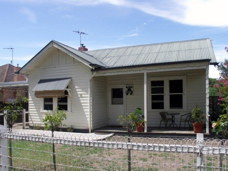 45 Charles Street, Benalla VIC 3672