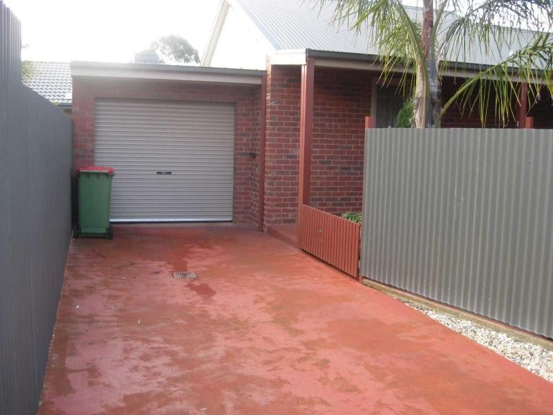 2/12 George Say Court, Benalla VIC 3672