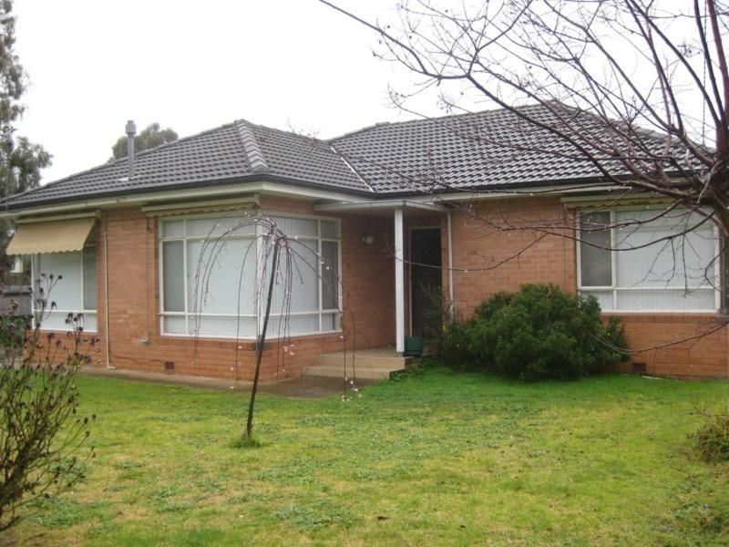 16 Commercial Road, Benalla VIC 3672