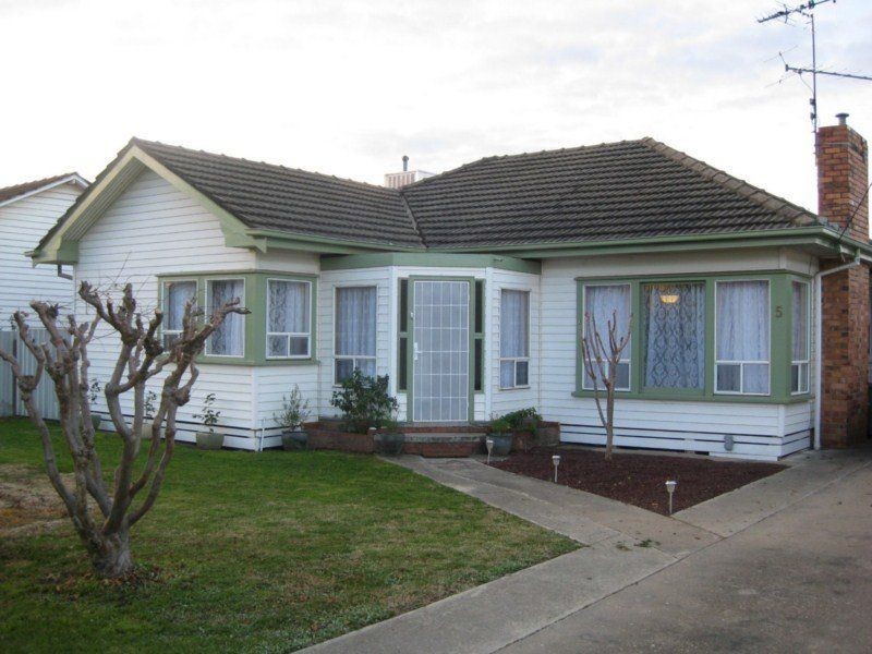 5 Egmont Street, Benalla VIC 3672