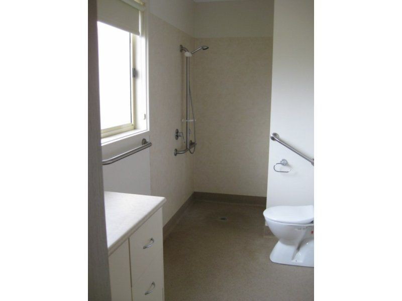 2/1-3 Peppermint Place, Benalla VIC 3672