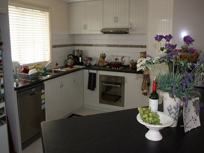 1/4 Herons Court, Benalla VIC 3672