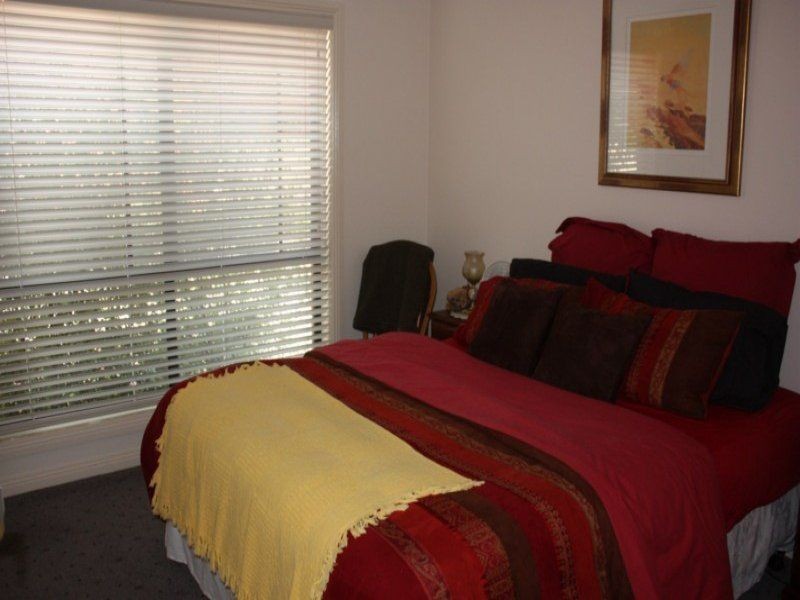 1/4 Herons Court, Benalla VIC 3672