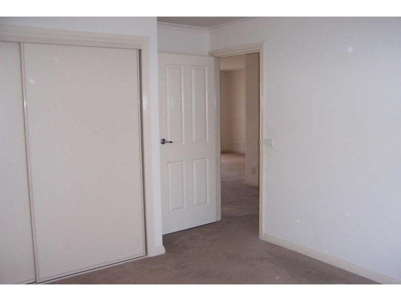 2/14 Kilfeera Road, Benalla VIC 3672