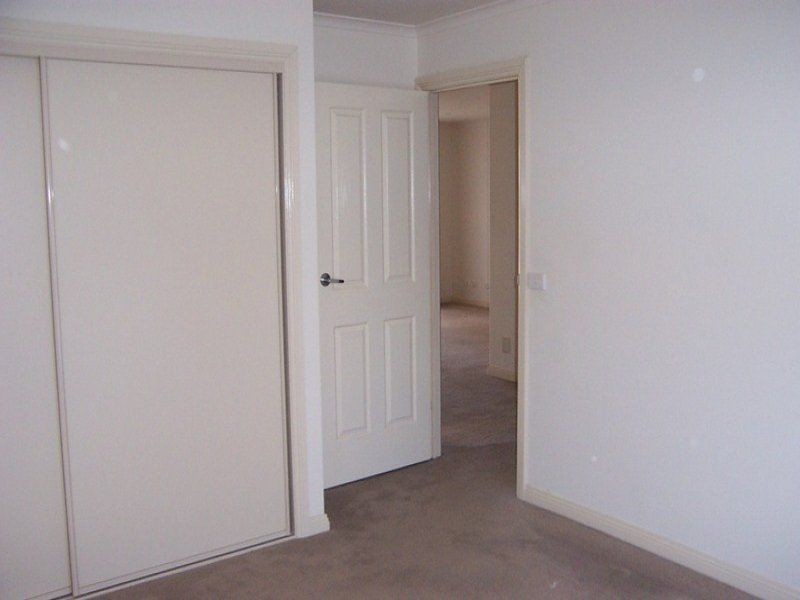 2/14 Kilfeera Road, Benalla VIC 3672