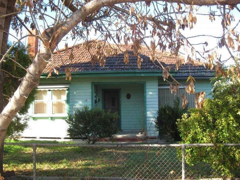 34 Mackellar Street, Benalla VIC 3672
