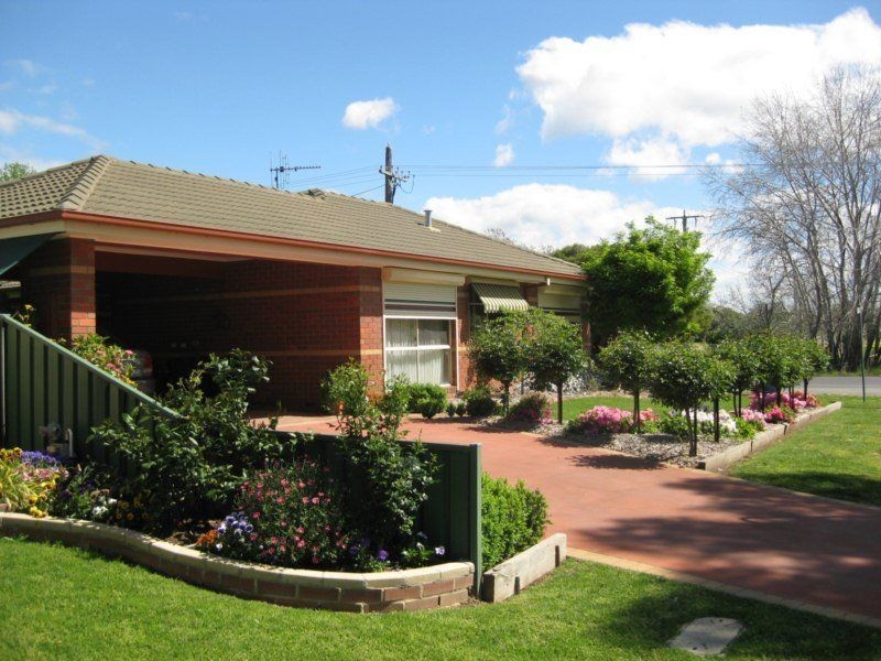 2 Plum Court, Benalla VIC 3672