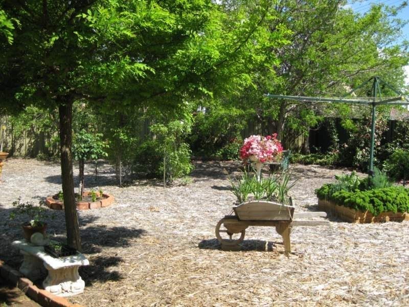 2 Plum Court, Benalla VIC 3672