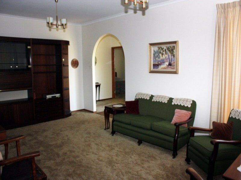 37 Shadforth Street, Benalla VIC 3672