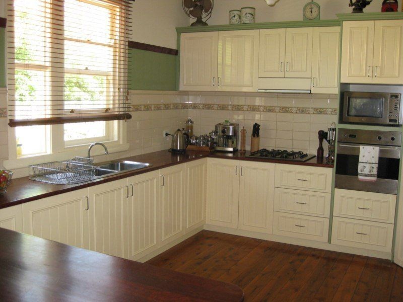 32 Goomalibee Street, Benalla VIC 3672