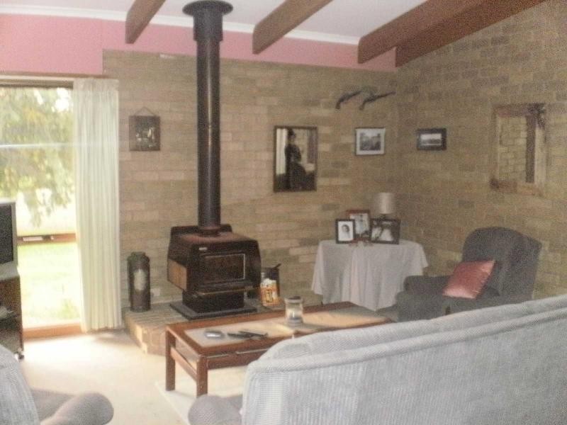 14 Fox Street, Winton VIC 3673