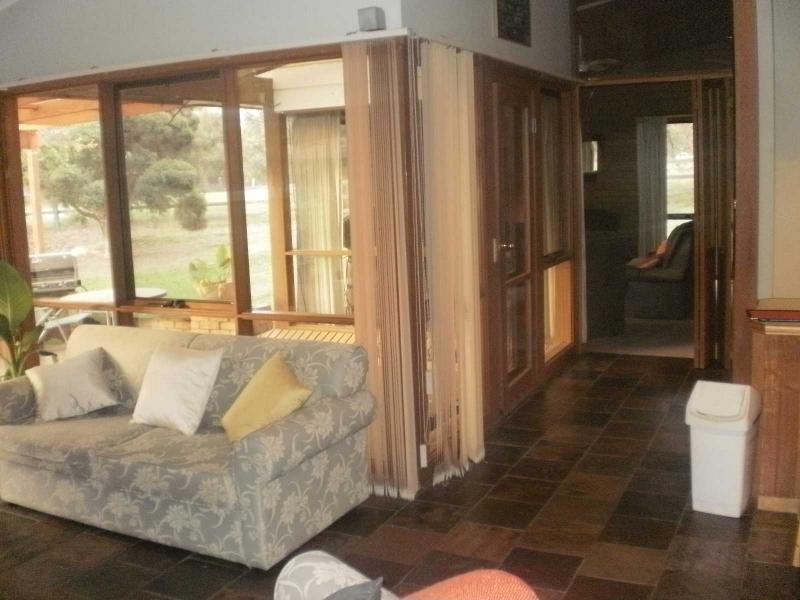 14 Fox Street, Winton VIC 3673