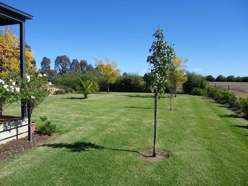 106 Murphy Road, Yundool VIC 3727