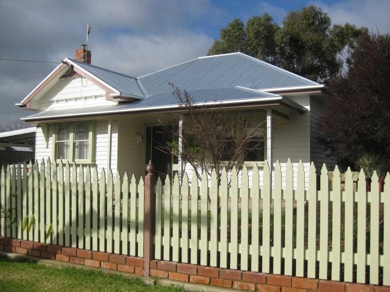 11 Purcell Street, Benalla VIC 3672