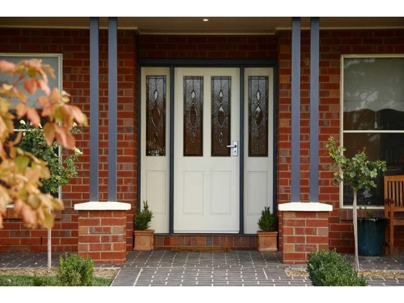 6 Sir Edward Drive, Benalla VIC 3672
