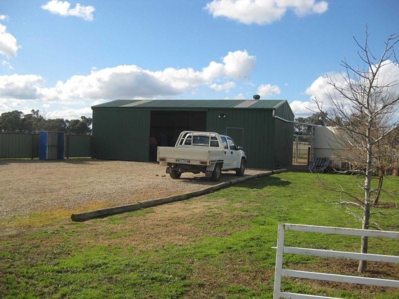125 Winton Lurg Road, Winton VIC 3673