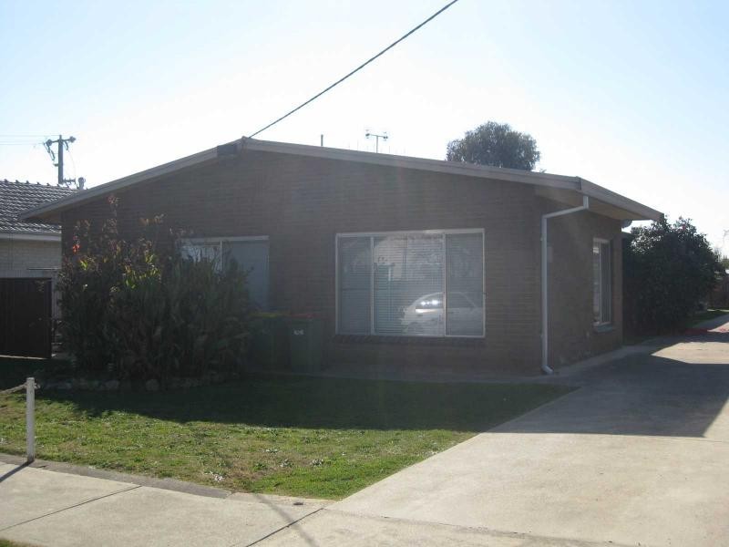 1/113 Mackellar Street, Benalla VIC 3672
