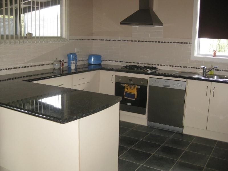 30 Roe Street, Benalla VIC 3672