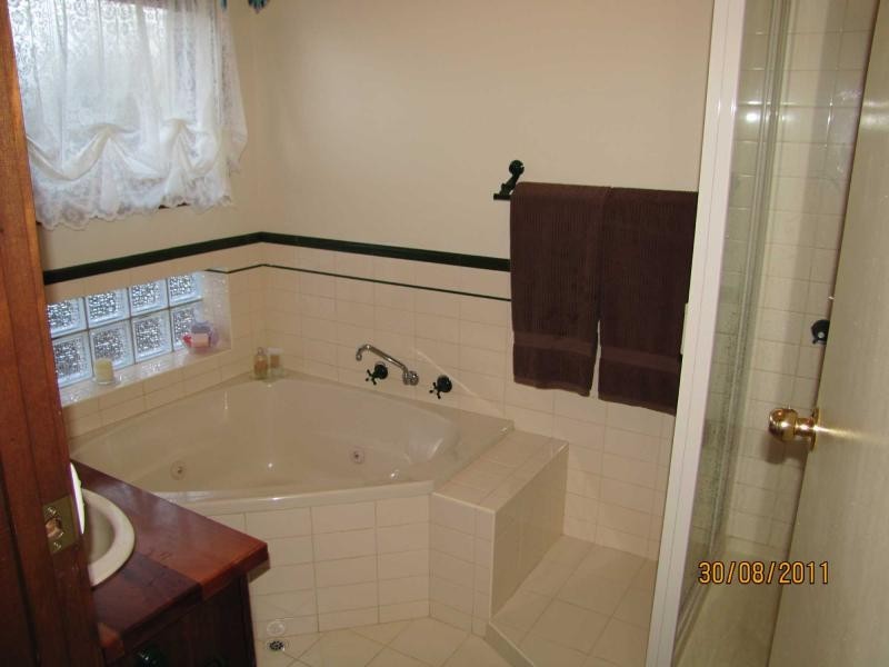 92 Coish Avenue, Benalla VIC 3672