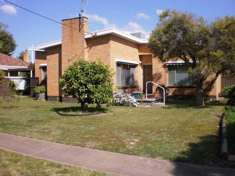 8 Dawn Street, Benalla VIC 3672