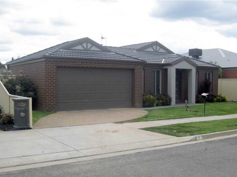 8 Schulz Street, Benalla VIC 3672