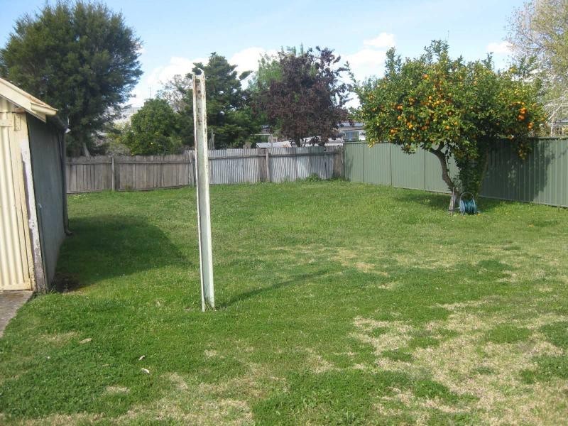 33 Charles Street, Benalla VIC 3672