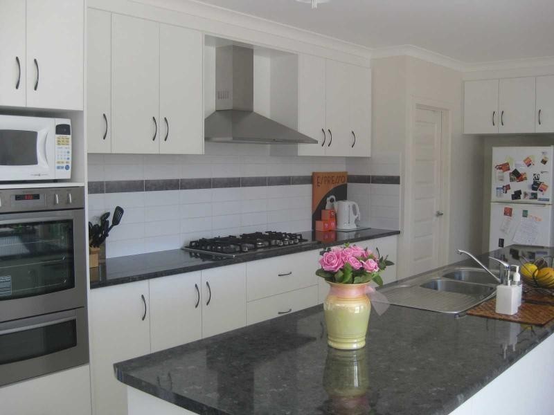 86 Racecourse Road, Benalla VIC 3672