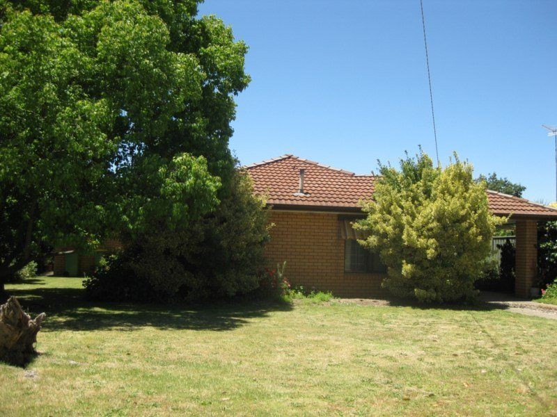 11 Riverview Road, Benalla VIC 3672