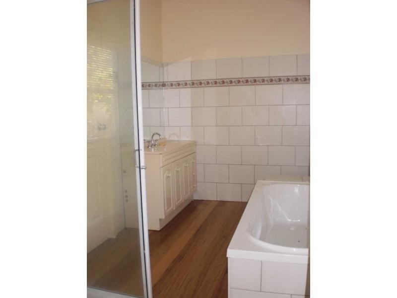 18 Mary Street, Benalla VIC 3672