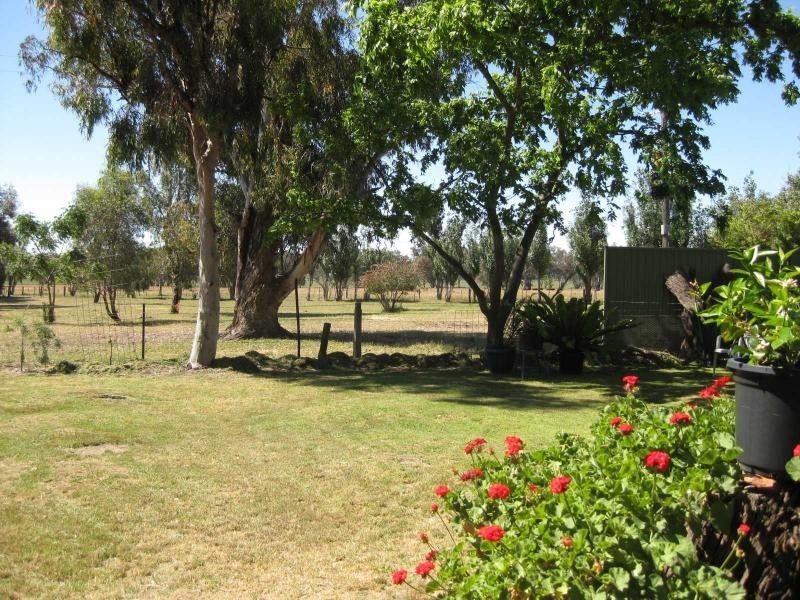 1/399 Dobsons Road, Benalla VIC 3672