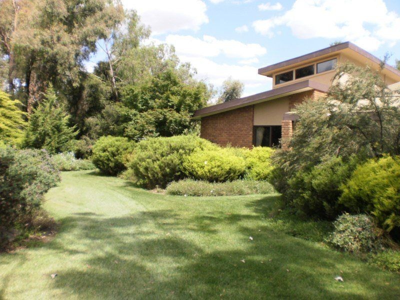 121 Grant Drive, Benalla VIC 3672