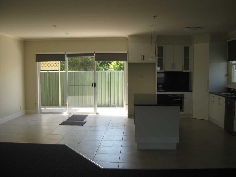 2 Meadows Avenue, Benalla VIC 3672