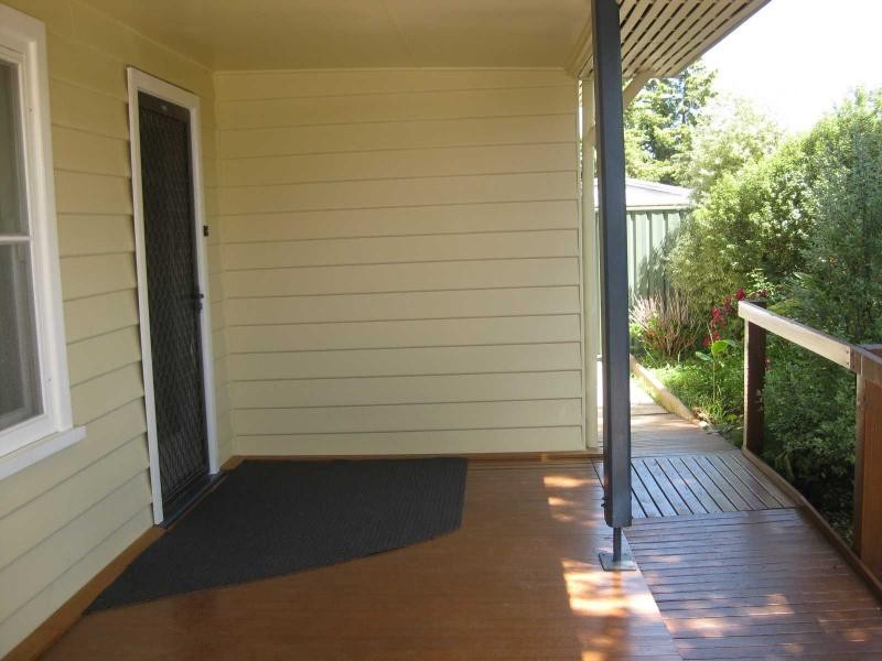 2 Meadows Avenue, Benalla VIC 3672