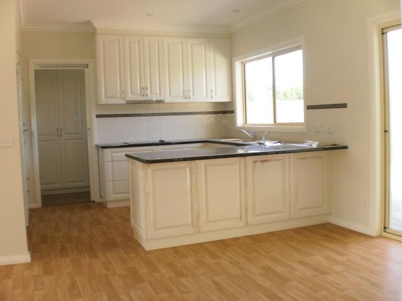 1/6 Peppermint Place, Benalla VIC 3672