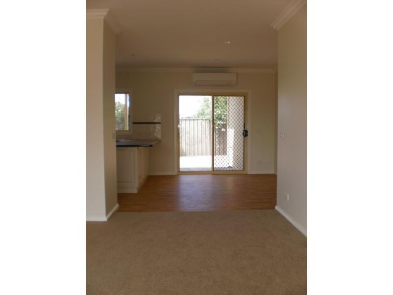 1/6 Peppermint Place, Benalla VIC 3672