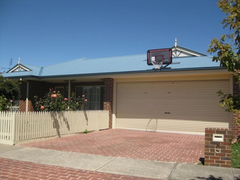 4 Moran Street, Benalla VIC 3672