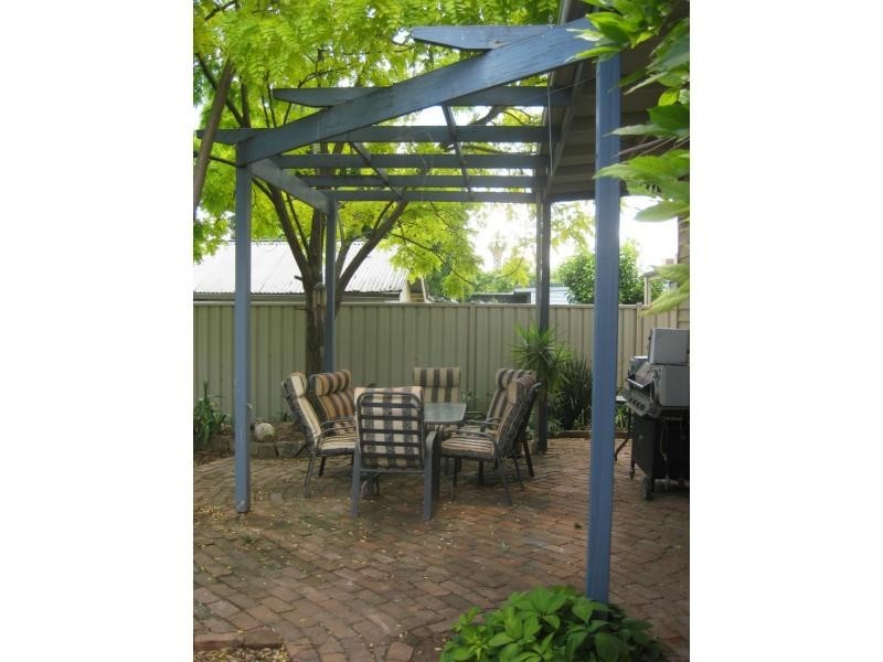 18 Deas Street, Benalla VIC 3672
