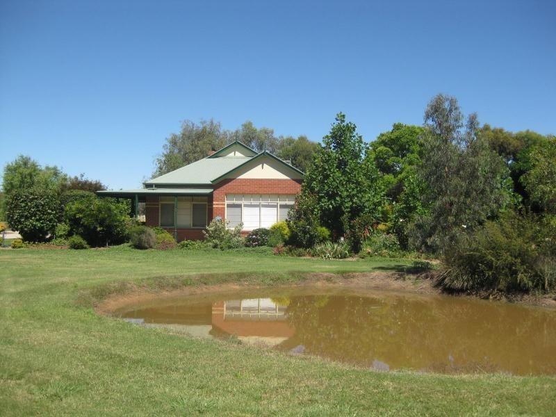 78 Willis Little Drive, Benalla VIC 3672