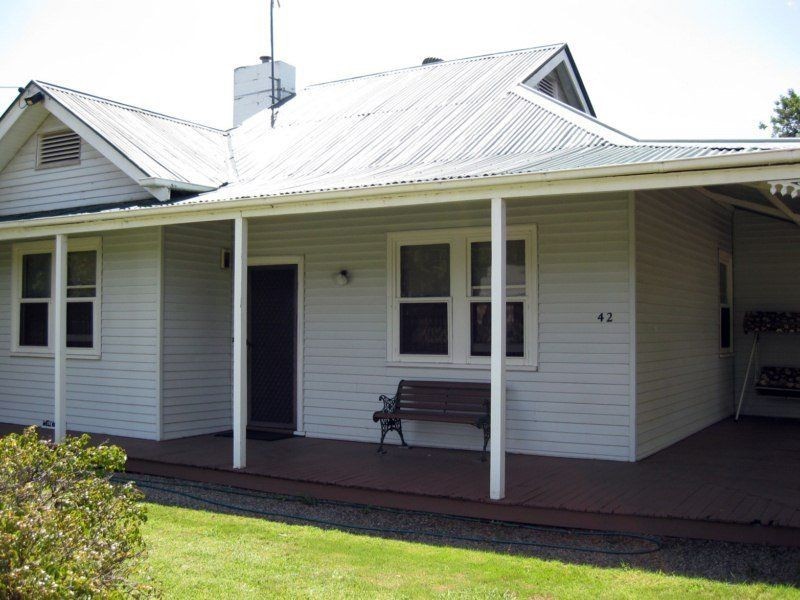 42 Wedge Street, Benalla VIC 3672