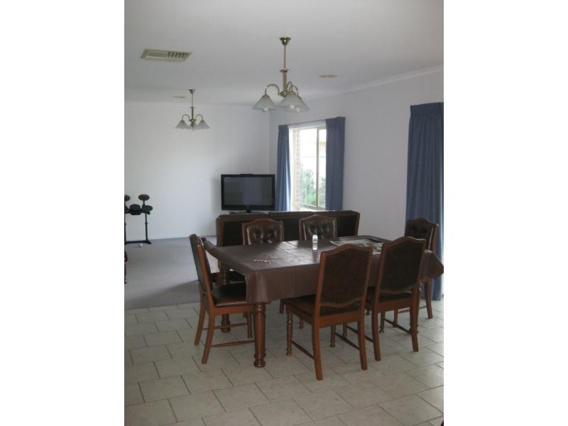 4 Moran Street, Benalla VIC 3672