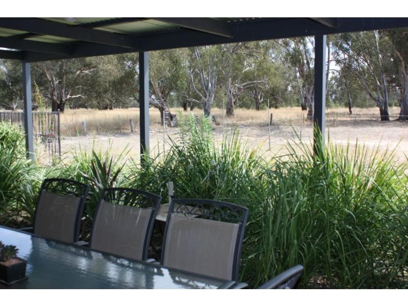 14 Stapleton Court, Benalla VIC 3672