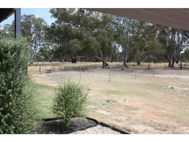 14 Stapleton Court, Benalla VIC 3672