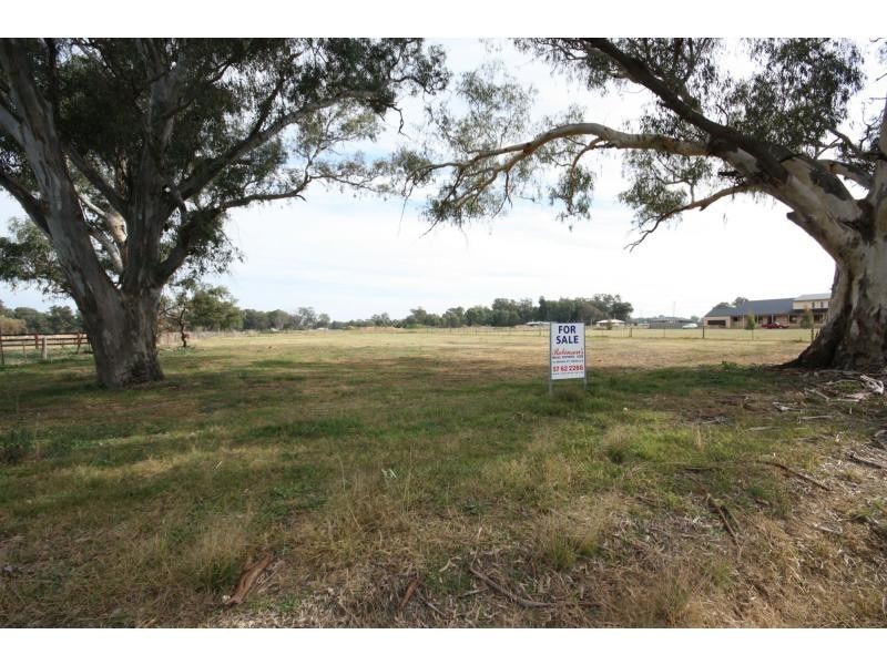 Cnr Gillies St & Racecourse Road, Benalla VIC 3672