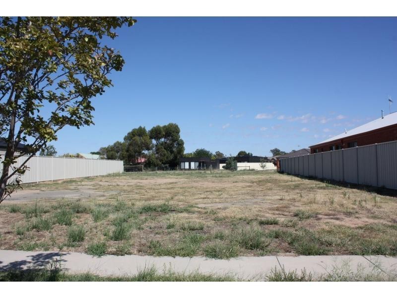 22 Ironbark Drive, Benalla VIC 3672