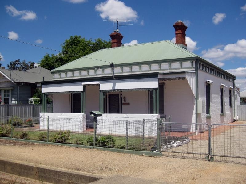 16 Byrne Street, Benalla VIC 3672