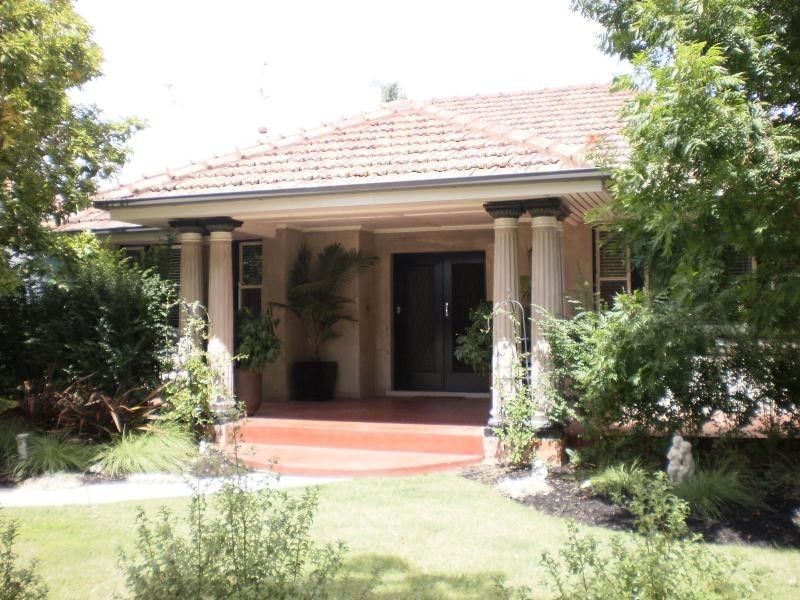 6 Benalla Street, Benalla VIC 3672