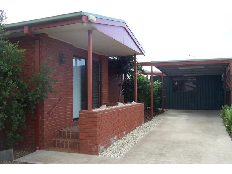 1/13 Killena Avenue, Benalla VIC 3672