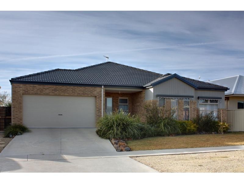 3 Ironbark Drive, Benalla VIC 3672
