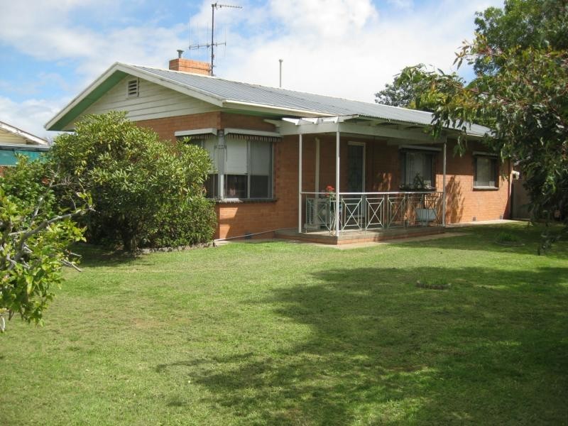 72 Clarke Street, Benalla VIC 3672