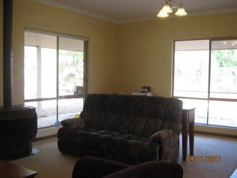 36 Murrays Road, Benalla VIC 3672